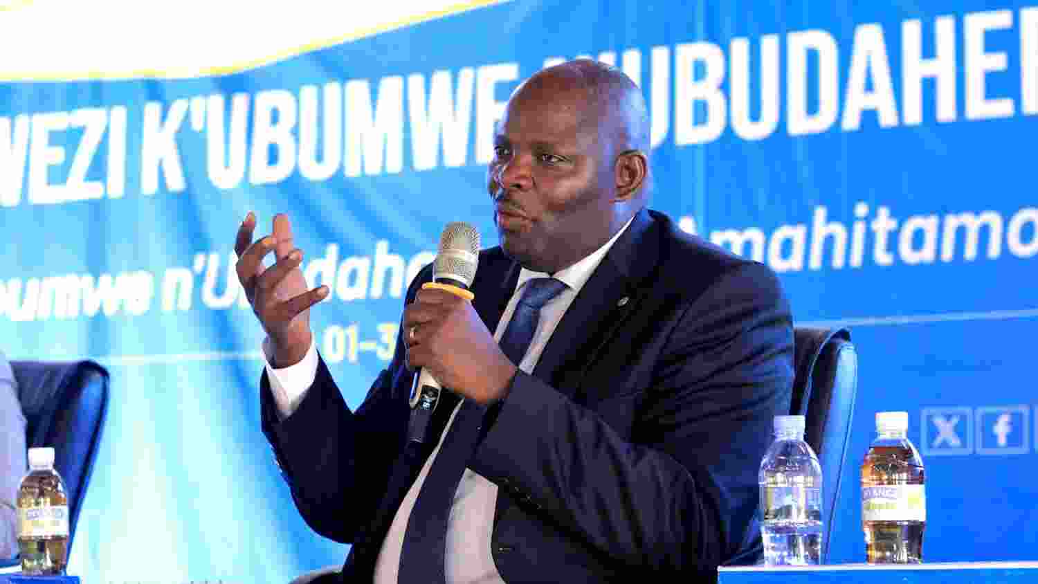 Umuvugizi wa ADEPR Pasiteri Ndayizeye Isaïe yasobanuye impamvu ADEPR yambuye inshingano abashumba 35 bahamijwe Kugira uruhare muri Jenoside